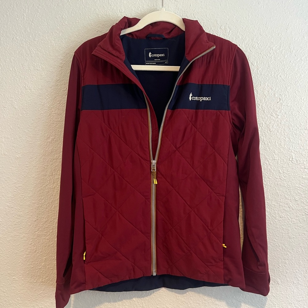 Cotopaxi Women’s Burgundy and Navy Jacket